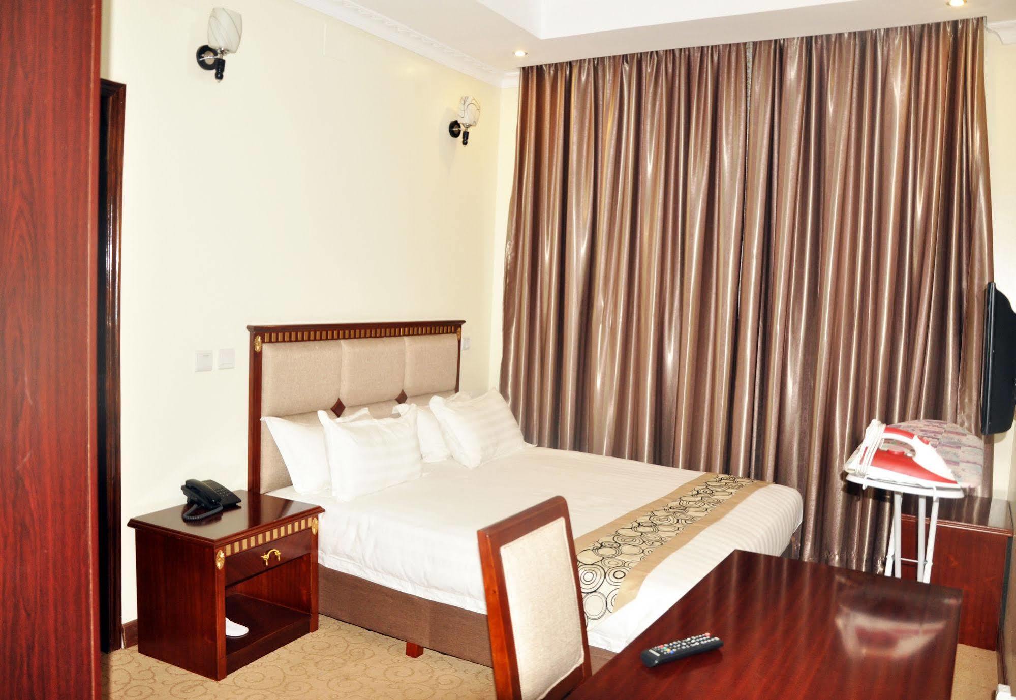 Great Seasons Hotel Kigali Exteriér fotografie
